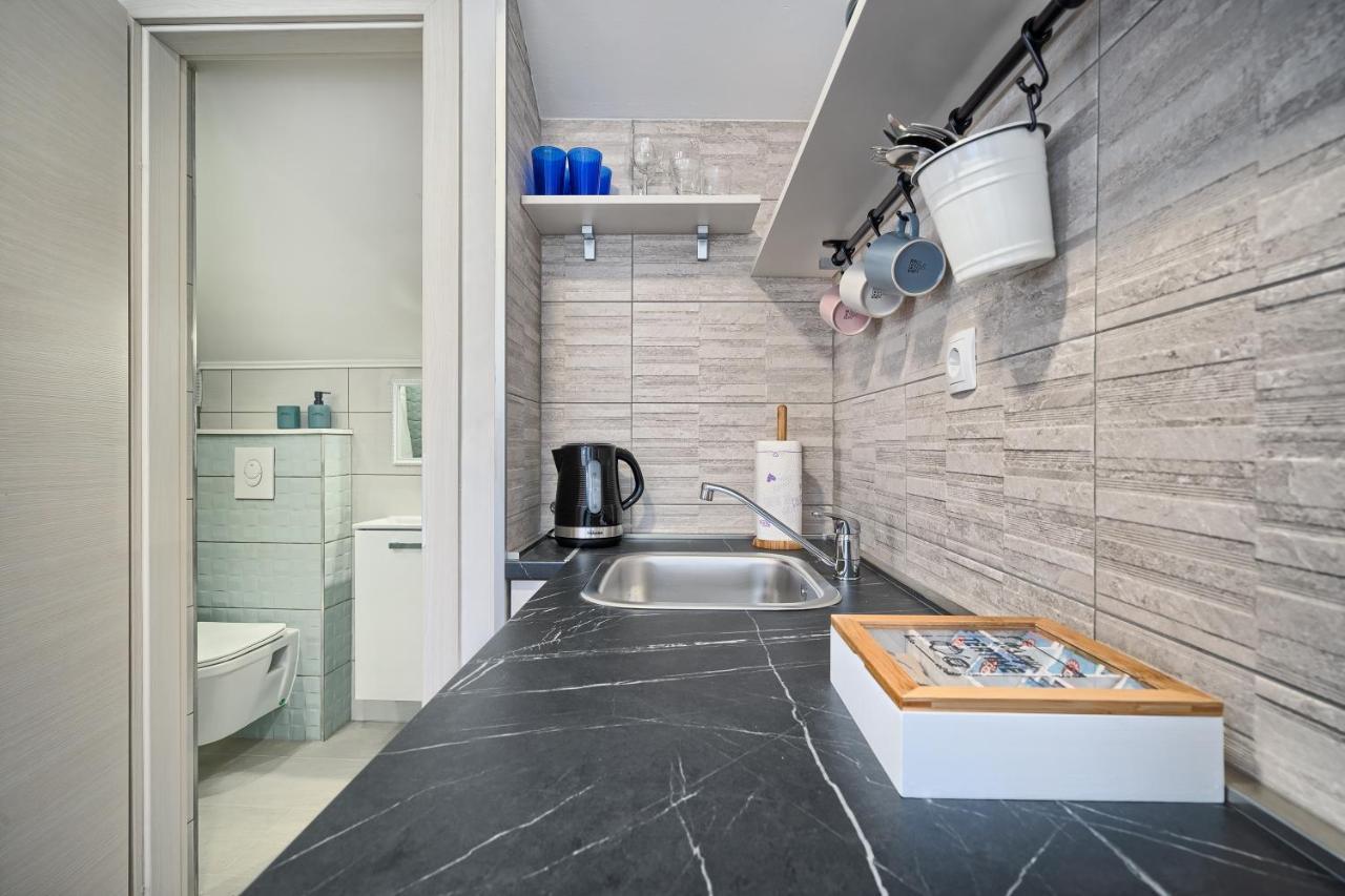 Loft Rooms Split Luaran gambar