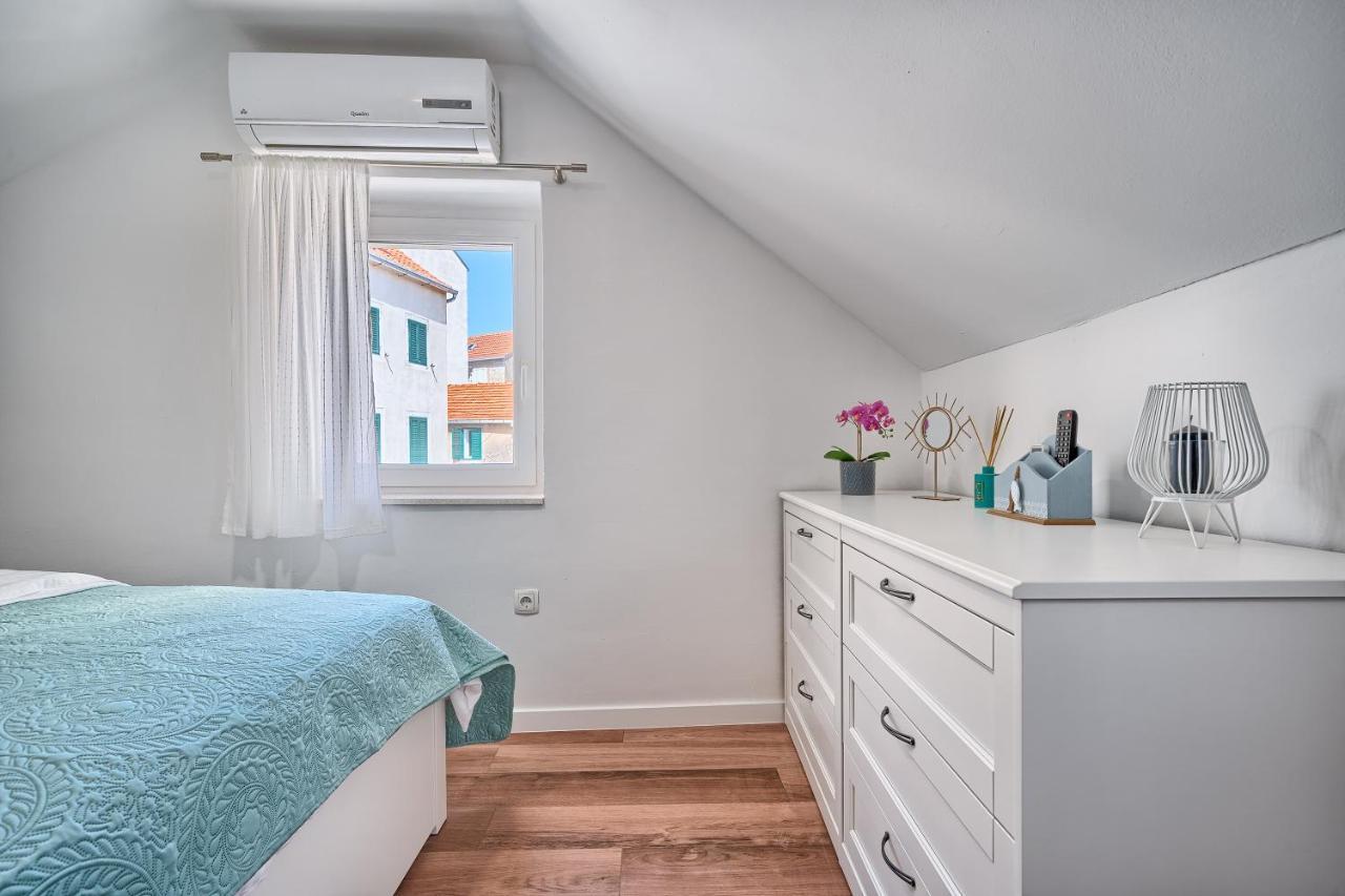 Loft Rooms Split Luaran gambar