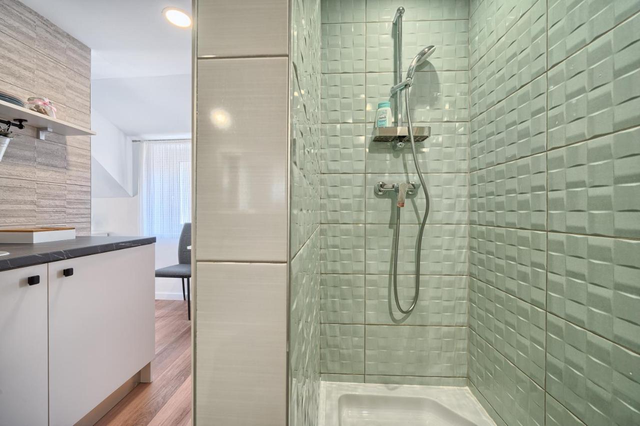 Loft Rooms Split Luaran gambar