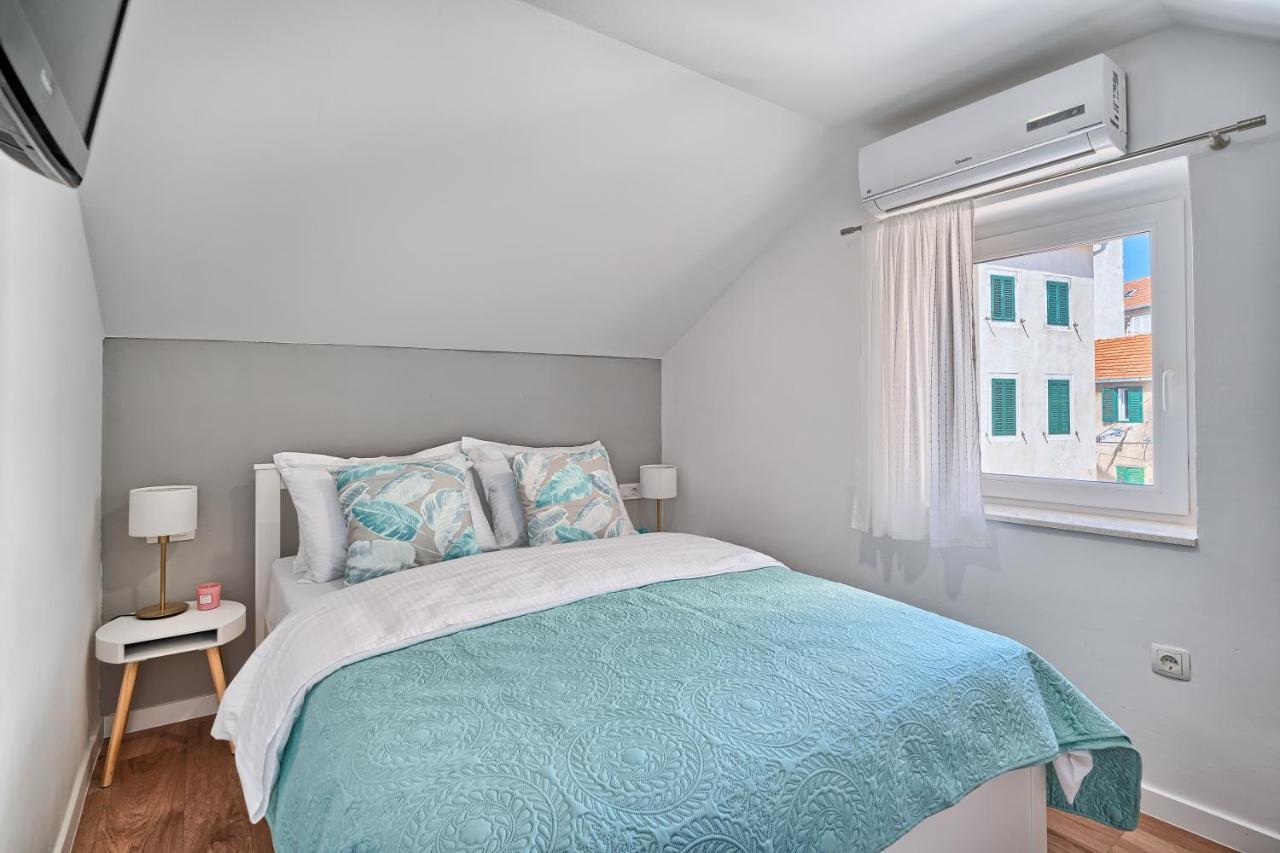 Loft Rooms Split Luaran gambar