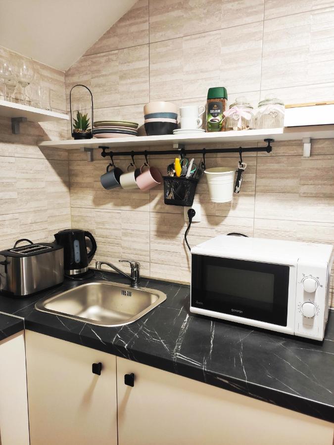 Loft Rooms Split Luaran gambar